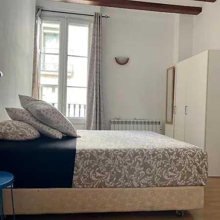 Habitacion Privada En Apartamento Compartido * Barselona